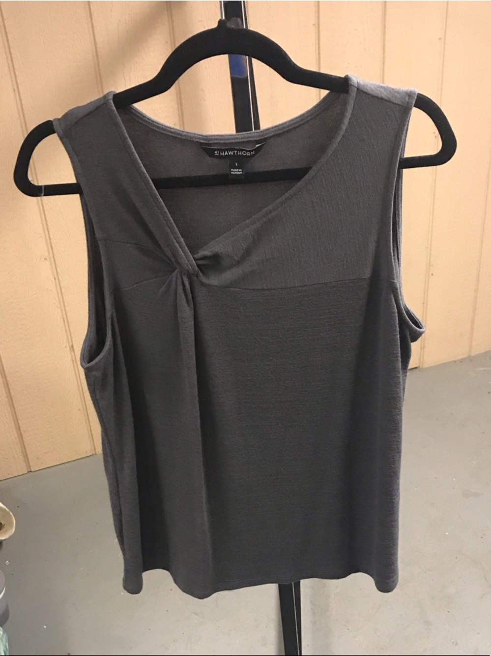 41 Hawthorn Sleeveless Twist-Neck Tank in Charcoal Gray